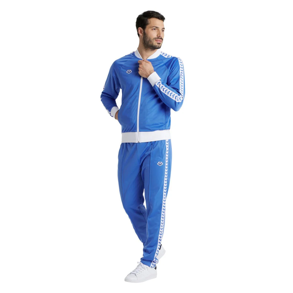 Arena Relax IV Team Jacket - Image 15