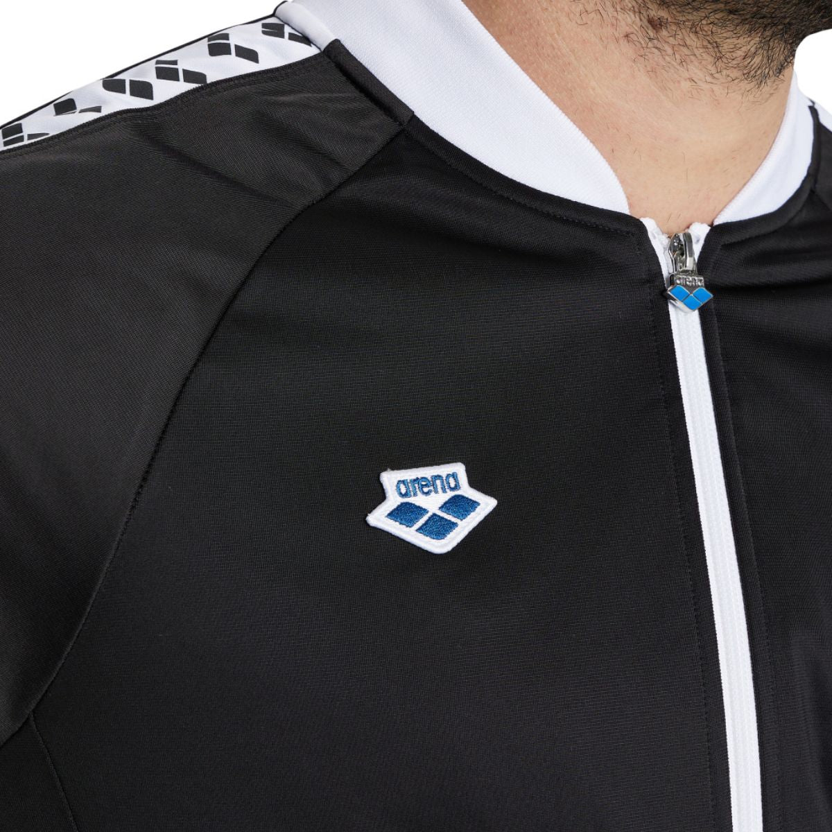 Arena Relax IV Team Jacket - Image 18
